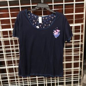 Women’s 100% Cotton T -Shirt( missing it pants )